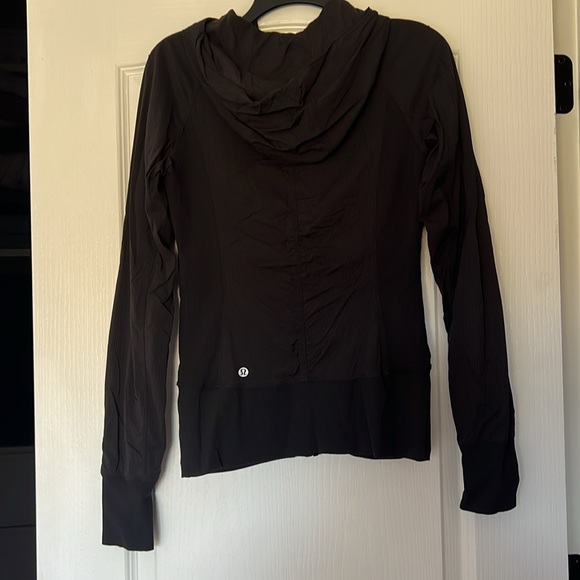 Lululemon Zip Up Jacket - Picture 2 of 4